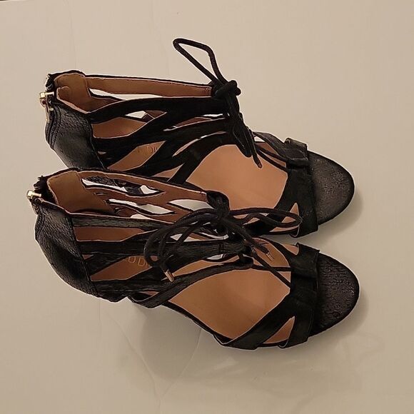 WILD DIVA LOUNGS GIVE ME  FEVER BLACK SNAKESKIN LACE-UP HEELS SANDAL - Picture 4 of 13